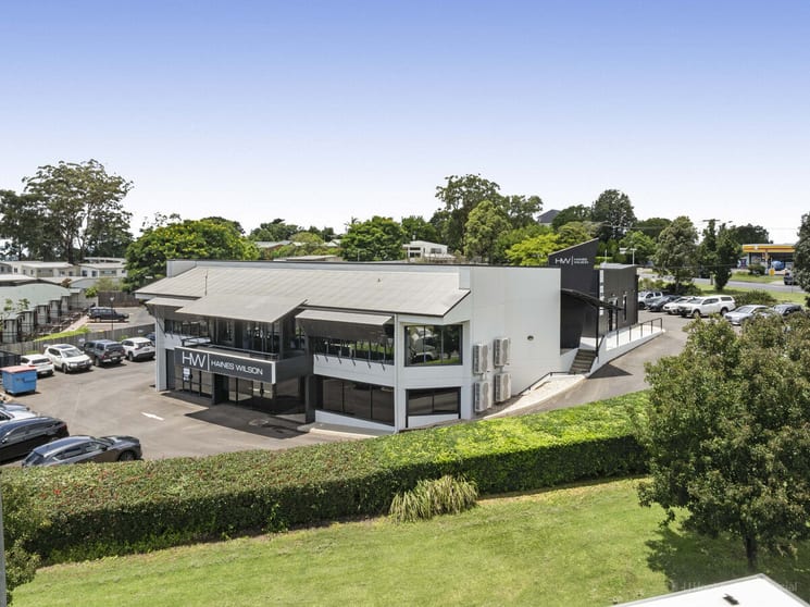 Click to view all images 5/4 Tourist Road East Toowoomba QLD 4350 - Image 2