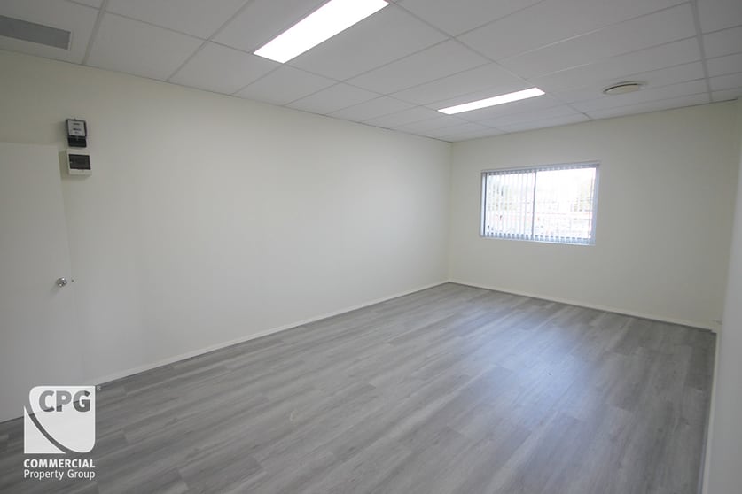 Click to view all images 7/228 Chapel Road Bankstown NSW 2200 - Image 2