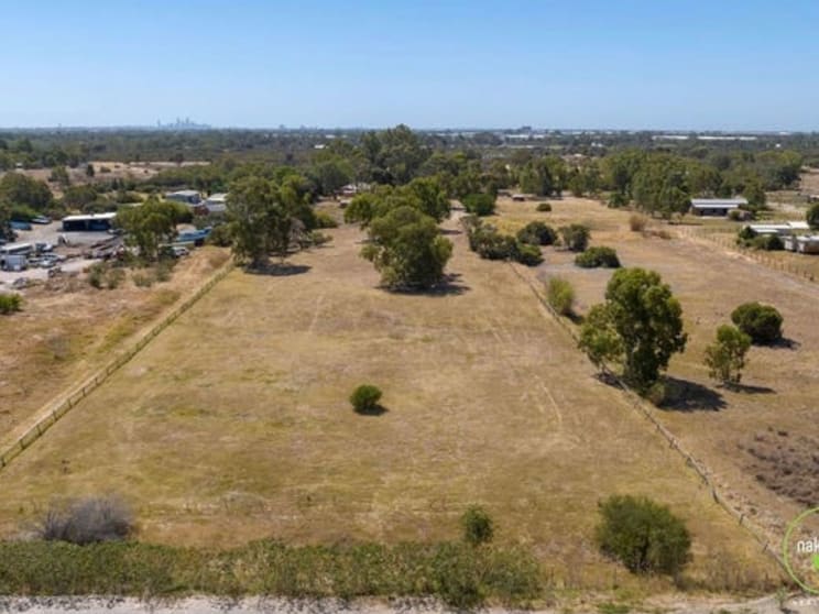 Click to view all images Kenwick WA 6107 - Image 2