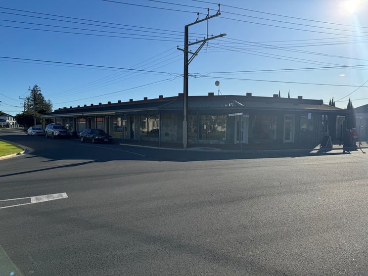 Click to view all images Office 3, 45 Sandison Terrace Glenelg North SA 5045 - Image 2