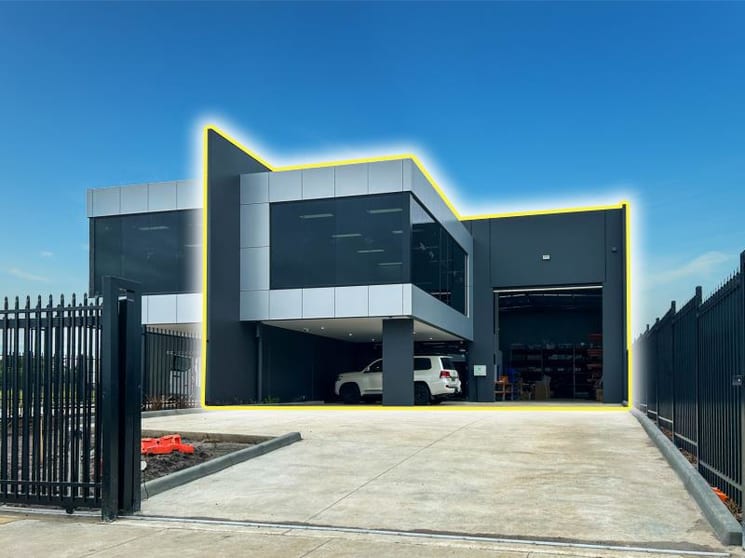 Click to view all images 16A Robbins Circuit Williamstown North VIC 3016 - Image 1