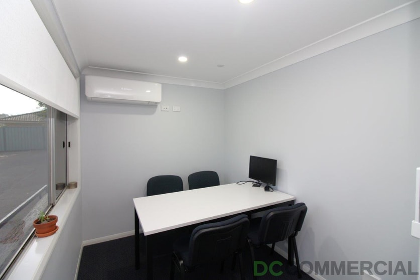 Click to view all images 61 North Street Harlaxton QLD 4350 - Image 3
