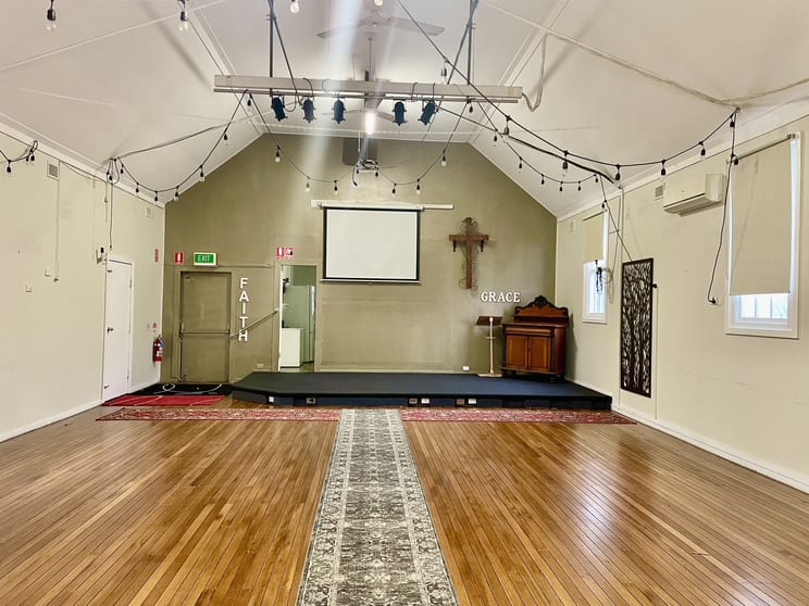 Click to view all images 34 Government Road Thornton NSW 2322 - Image 3