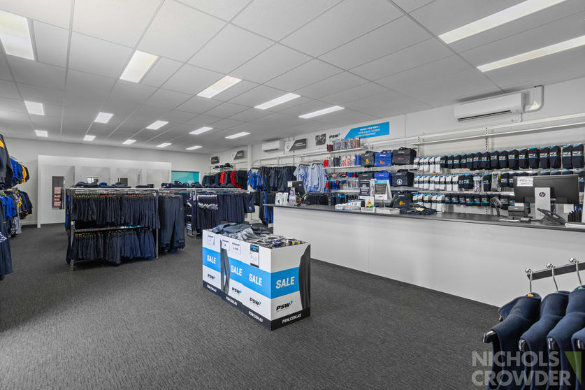 Click to view all images 1 & 19/22 Watt Road Mornington VIC 3931 - Image 2