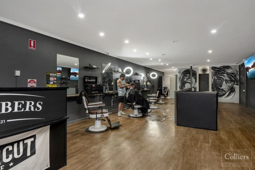 Click to view all images 581 Ross River Road Kirwan QLD 4817 - Image 4