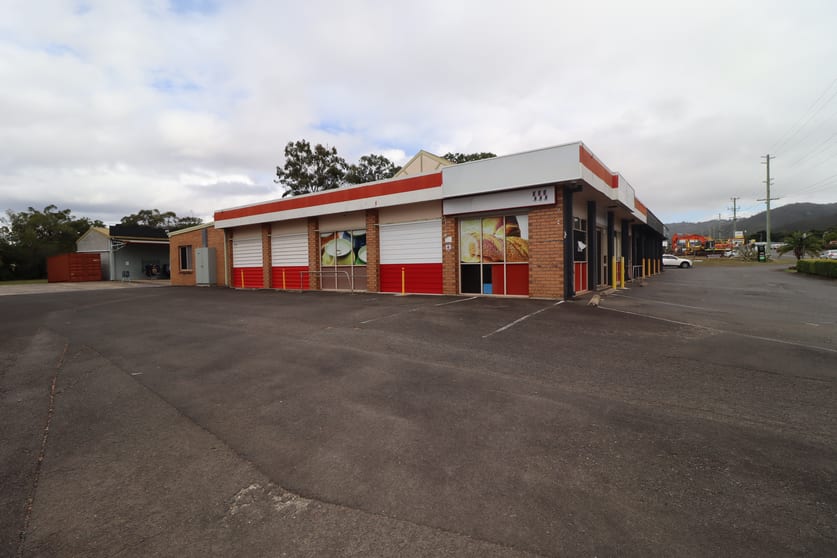 Click to view all images 615 Toowoomba Connection Road Withcott QLD 4352 - Image 2