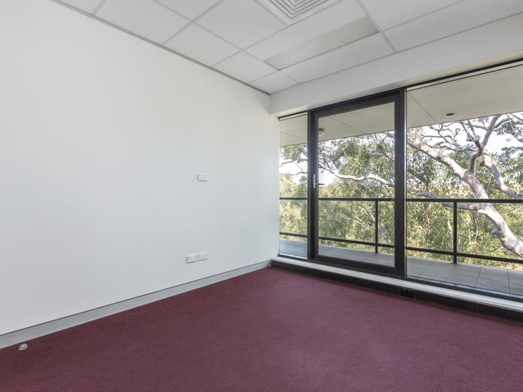 34/7 Narabang Way Belrose NSW 2085 - Image 3