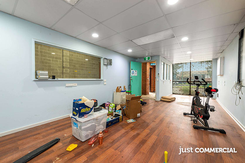 Click to view all images 1/9 Braeside Drive Braeside VIC 3195 - Image 2