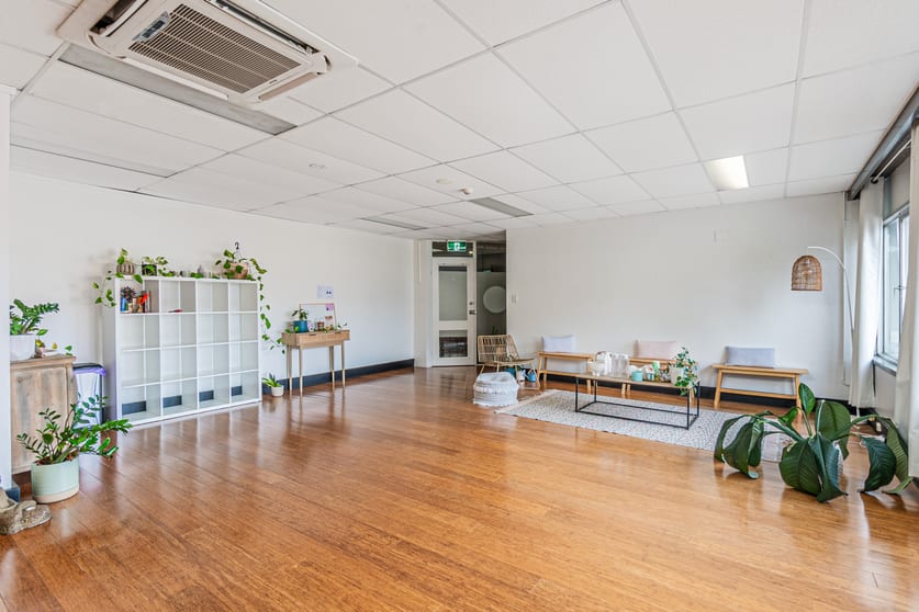 Click to view all images 8/859 Pacific Highway Pymble NSW 2073 - Image 3