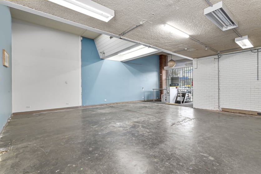 Click to view all images 12 Devonshire Road Sunshine VIC 3020 - Image 2