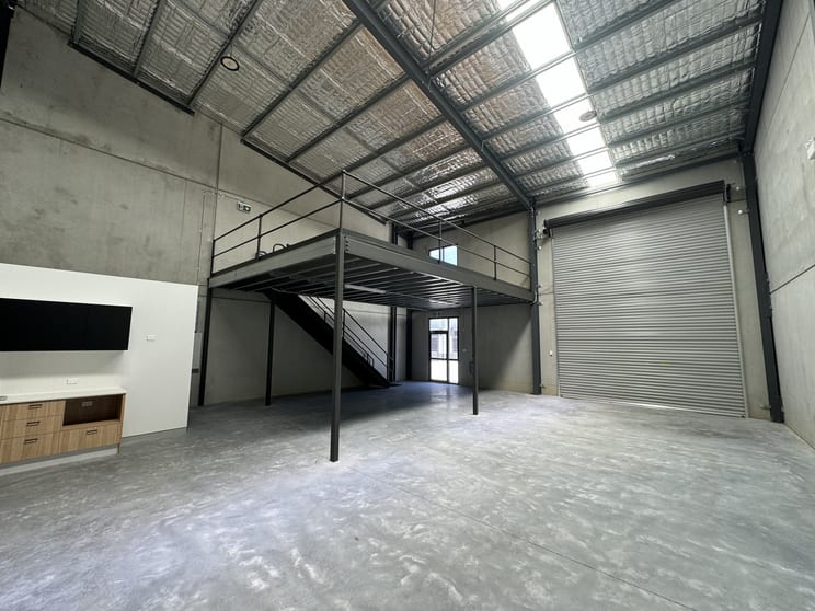 Click to view all images 9/18 Templar Place Bennetts Green NSW 2290 - Image 3