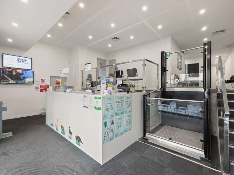 Click to view all images Shop 6/300 Toorak Road South Yarra VIC 3141 - Image 3