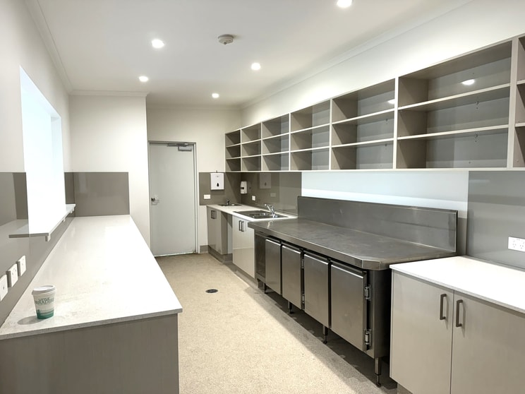 Click to view all images 34/17-21 Wharf Road Batemans Bay NSW 2536 - Image 3