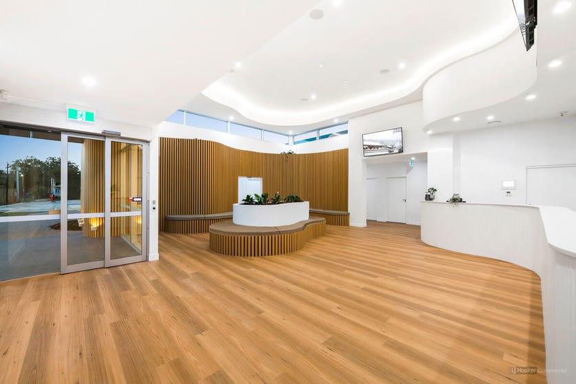 Click to view all images 11/8 Scott Street East Toowoomba QLD 4350 - Image 2
