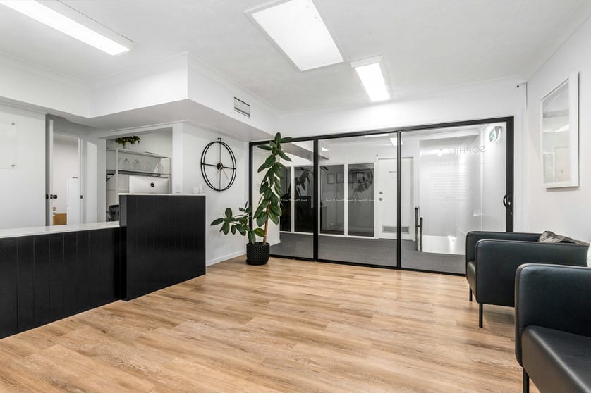 Click to view all images Suite 3/34-38 Griffith Street Coolangatta QLD 4225 - Image 2