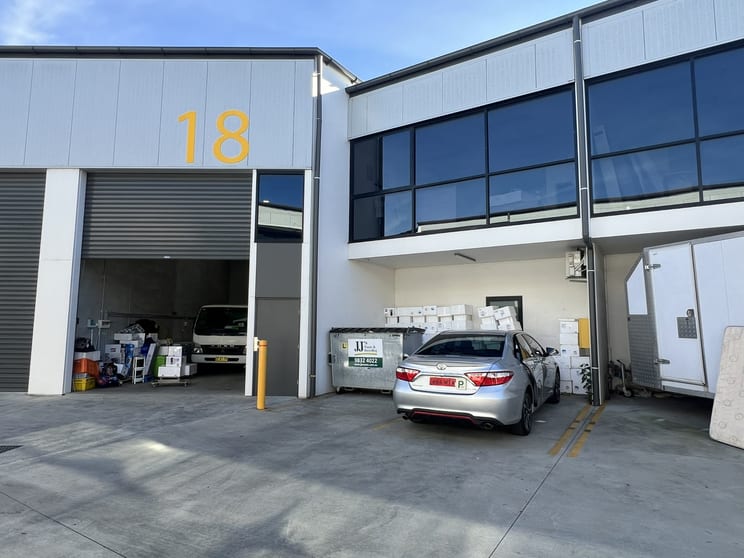 Click to view all images 18/8-20 Queen Street Revesby NSW 2212 - Image 2