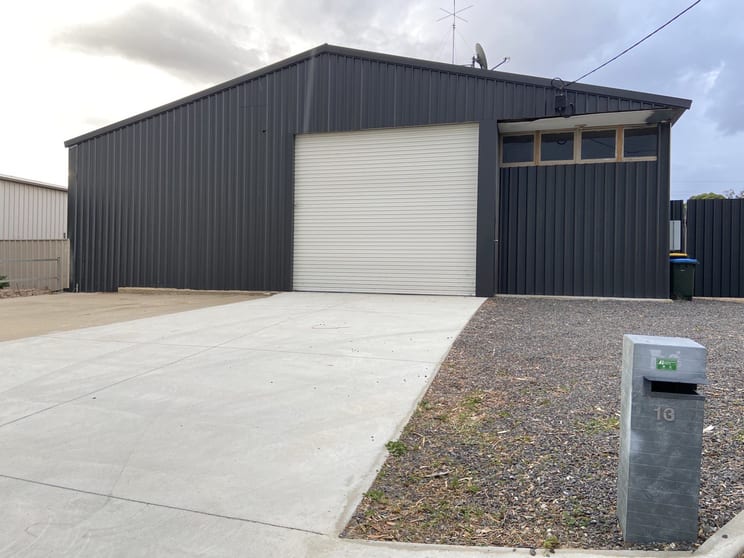 Click to view all images 13 Wyreema Street Murray Bridge SA 5253 - Image 1