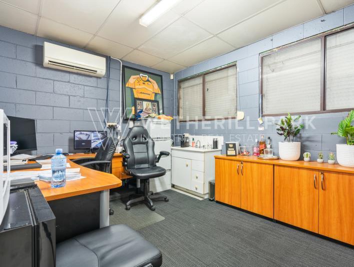 Click to view all images Wetherill Park NSW 2164 - Image 3