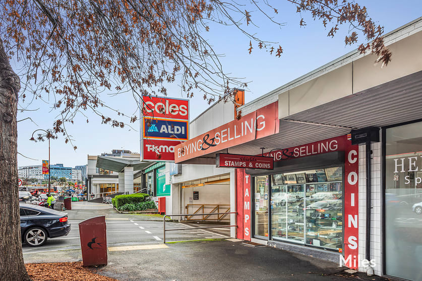 Click to view all images 52 Burgundy Street Heidelberg VIC 3084 - Image 2