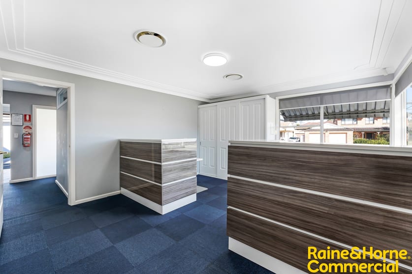 Click to view all images 196 Lindesay Street Campbelltown NSW 2560 - Image 3