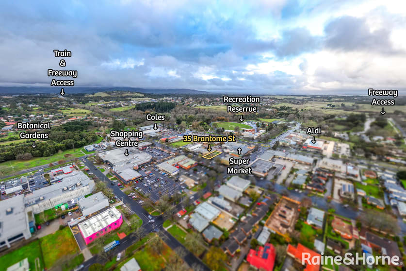 Click to view all images 35 Brantome Street Gisborne VIC 3437 - Image 3