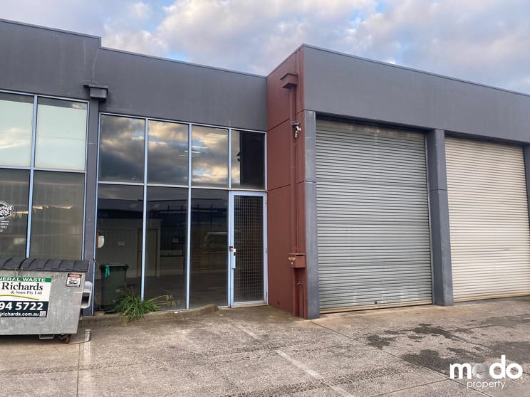 Click to view all images 4/135 Somerset Road Campbellfield VIC 3061 - Image 3