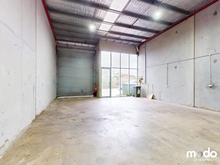 Click to view all images 4/135 Somerset Road Campbellfield VIC 3061 - Image 2