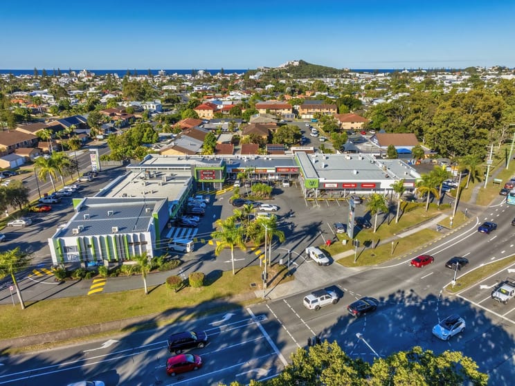 Click to view all images Corner of Karbunya Street and Sunshine Boulevard Mermaid Waters QLD 4218 - Image 1
