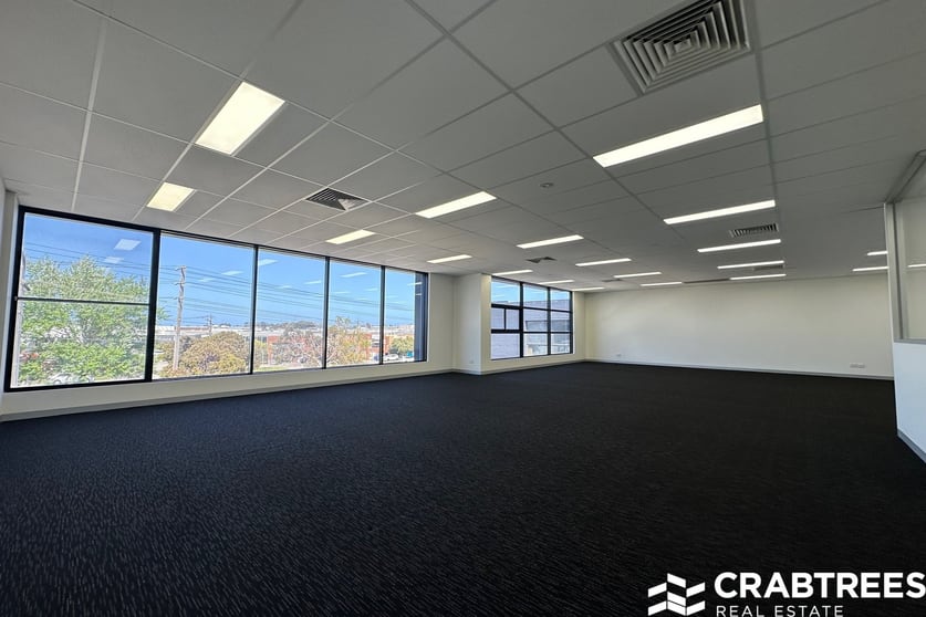 Click to view all images 1/105-115 Cochranes Road Moorabbin VIC 3189 - Image 3
