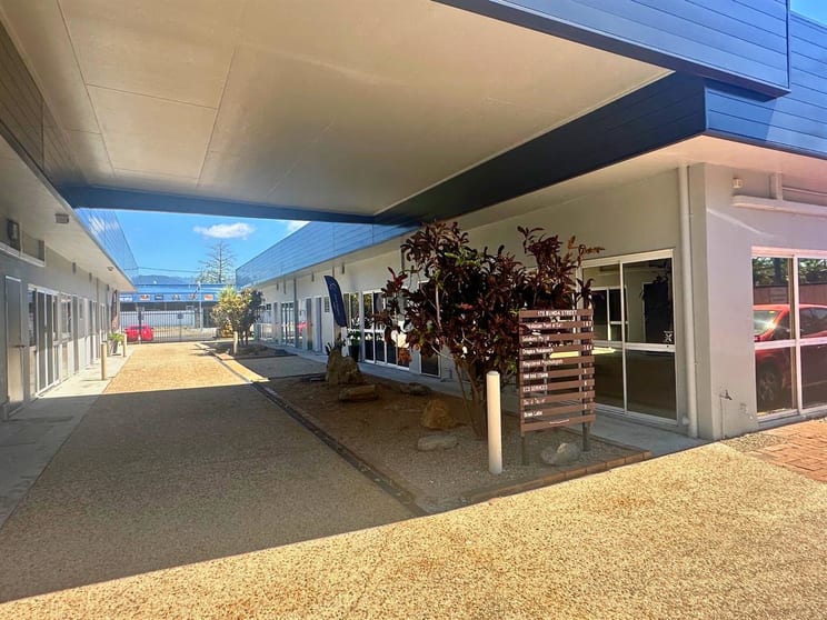 Click to view all images 5/175-175 Bunda Street Parramatta Park QLD 4870 - Image 3