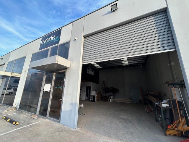Click to view all images 14 Tesmar Circuit Chirnside Park VIC 3116 - Image 1