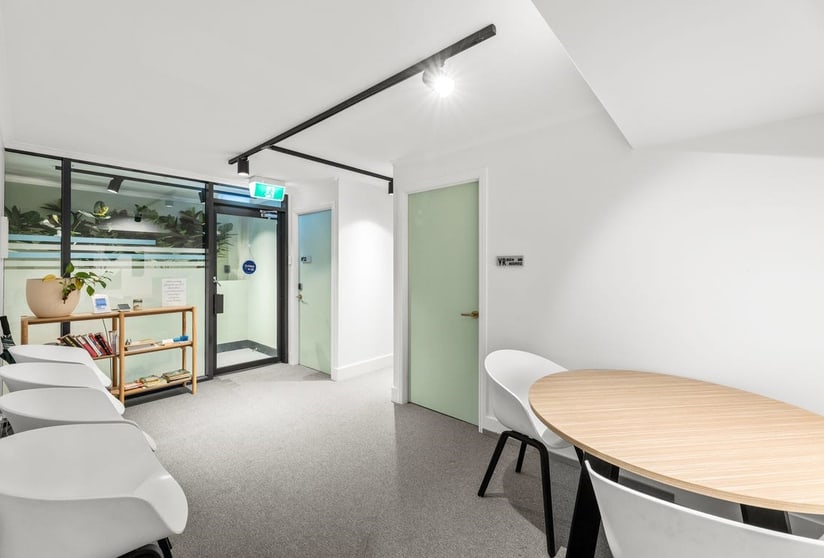 Click to view all images Suite 3/64 Griffith Street Coolangatta QLD 4225 - Image 2