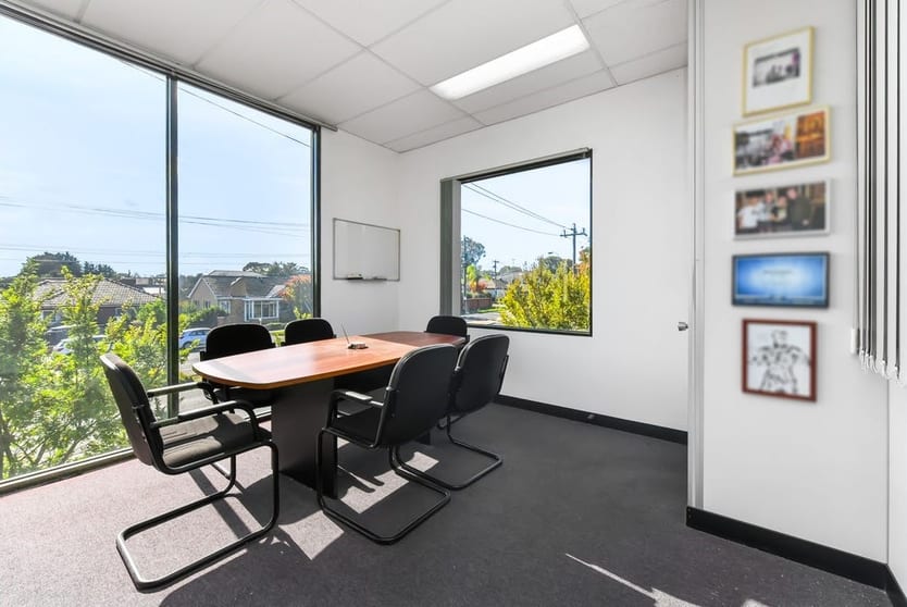 Click to view all images 2/334-336 Highbury Road Mount Waverley VIC 3149 - Image 3