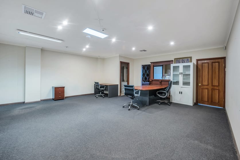Click to view all images Portion 10 Queen Street Thebarton SA 5031 - Image 2