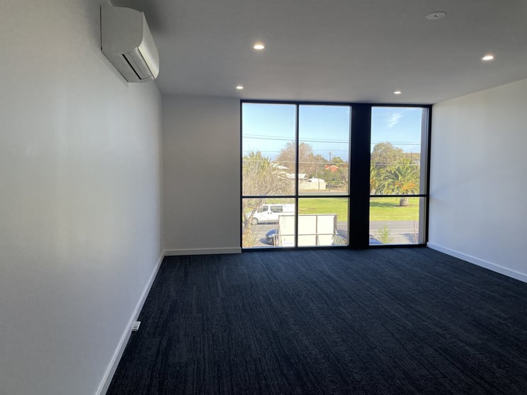 Click to view all images 44 Port Road Alberton SA 5014 - Image 2