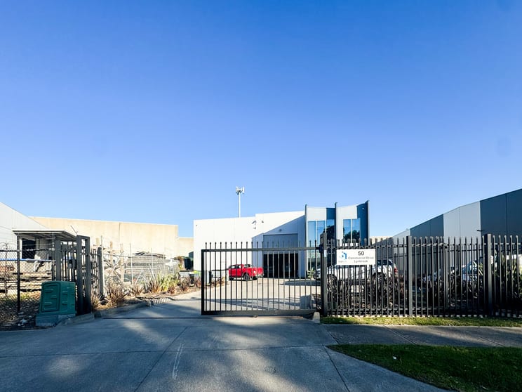 Click to view all images 50 Commercial Drive Lynbrook VIC 3975 - Image 3