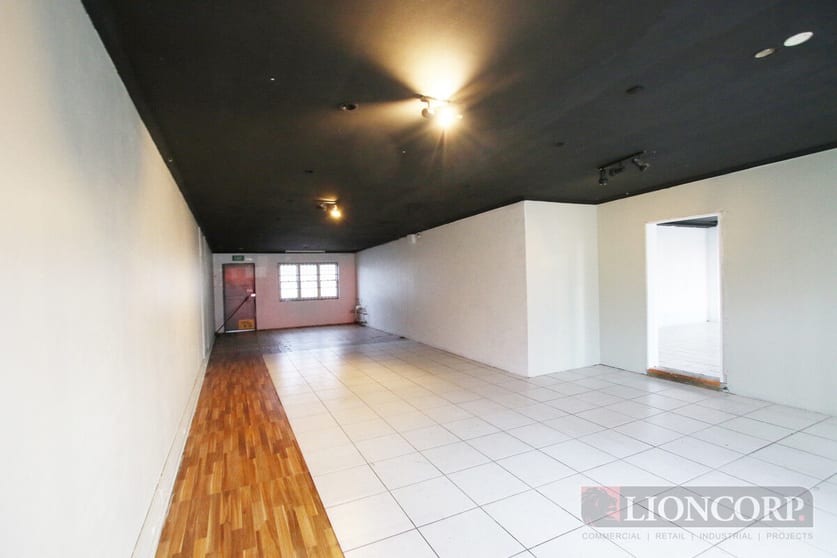 Click to view all images Ashgrove QLD 4060 - Image 2