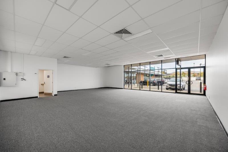 Click to view all images Shop 5/44 Robinson Road Seaford Heights SA 5169 - Image 2