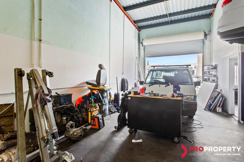 Click to view all images Unit 7/11 Dellamarta Road Wangara WA 6065 - Image 3