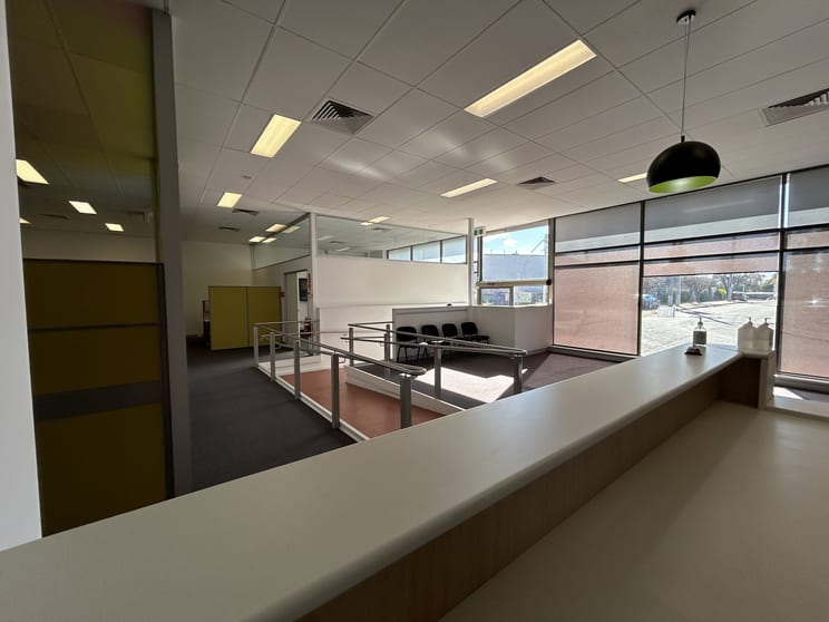 Click to view all images 60-62 Oatley Court Belconnen ACT 2617 - Image 2