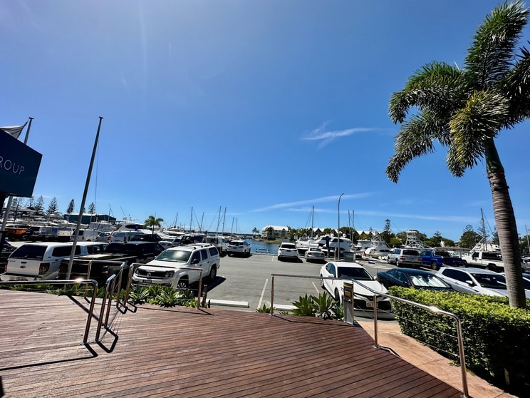 Click to view all images Unit 2/247 Bayview Street Runaway Bay QLD 4216 - Image 2