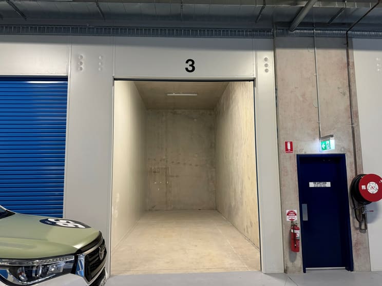 Click to view all images Storage Unit 3/48 Waratah Street Kirrawee NSW 2232 - Image 2