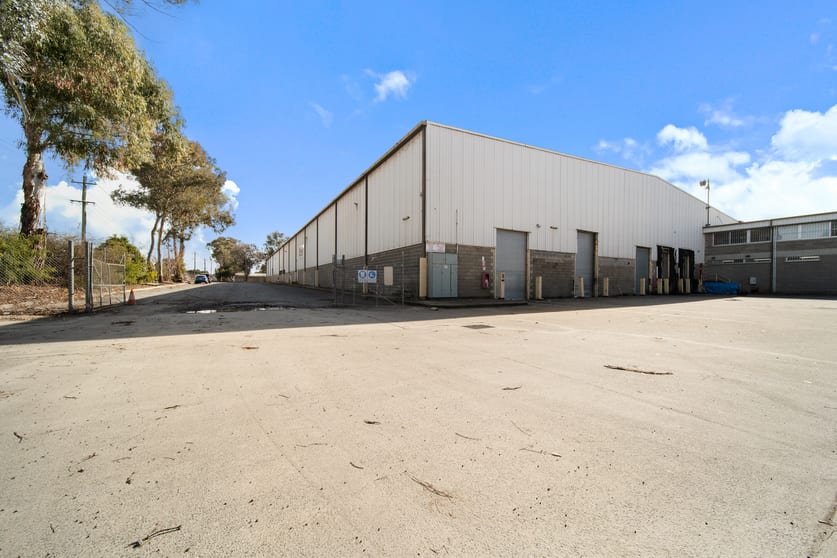 Click to view all images A1&A2/25 Mildura Street Fyshwick ACT 2609 - Image 3