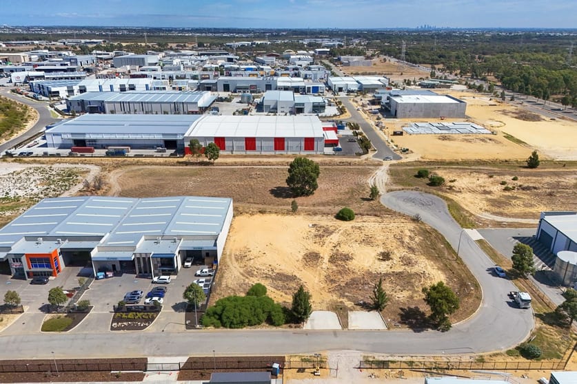 Click to view all images 10-12 Potts Road Forrestdale WA 6112 - Image 3