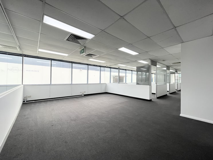 Click to view all images Suite 8/7-11 Parraweena Road Caringbah NSW 2229 - Image 1