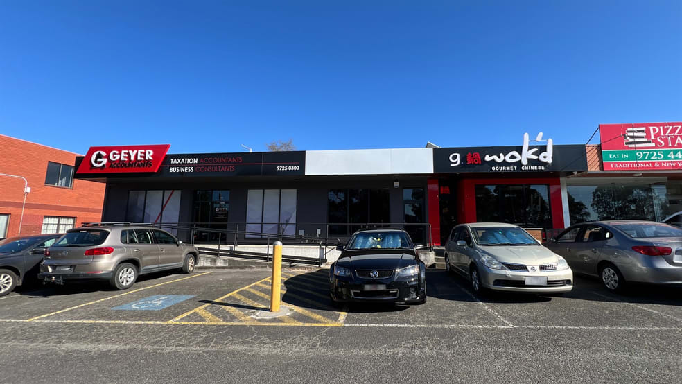 Click to view all images 4a/476-478 Dorset Road Croydon VIC 3136 - Image 2