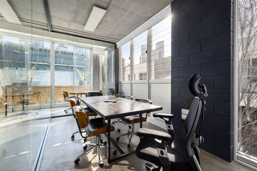 Click to view all images 1/2 Yarra Street South Melbourne VIC 3205 - Image 3