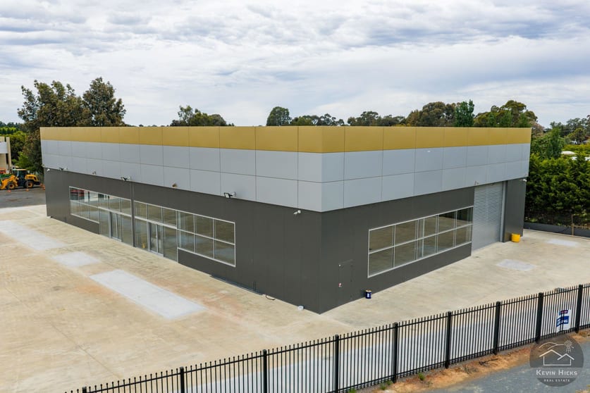 Click to view all images 355B Midland Highway Shepparton East VIC 3631 - Image 1