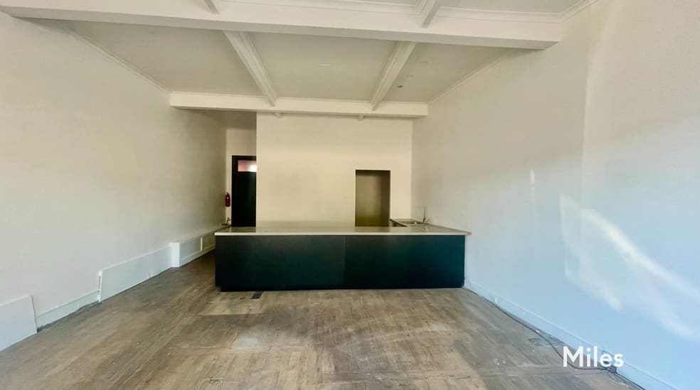 Click to view all images 267 Lower Heidelberg Road Ivanhoe East VIC 3079 - Image 2