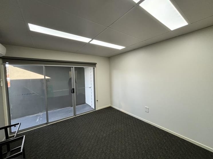 Click to view all images Level 1 Suite 5/15 Franklin Street Lindisfarne TAS 7015 - Image 3